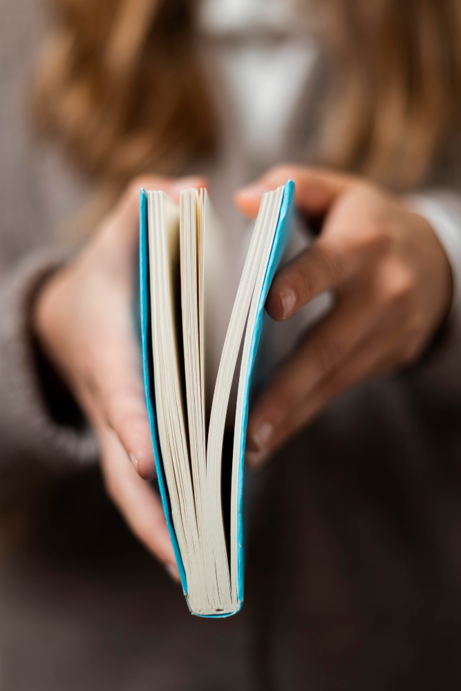 I paratesti: l’importanza degli elementi testuali di contorno